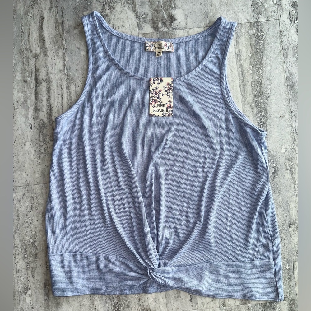 Pink Republic Sleeveless Scoop neck Knit tank top